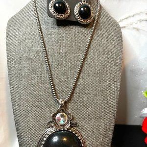 Black and Silver Pendant on Silver Chain with Earrings.